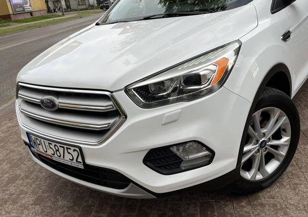 Ford Kuga cena 61700 przebieg: 198555, rok produkcji 2017 z Olsztynek małe 704